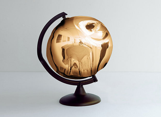 TheNewWrold bronze, 2016. Отполированная бронза. 27 x 27 x 37 см.