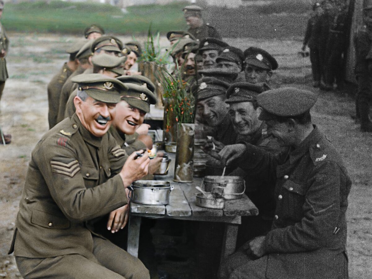 Кадры из фильма: BBC/Wingnut Films/IWM 