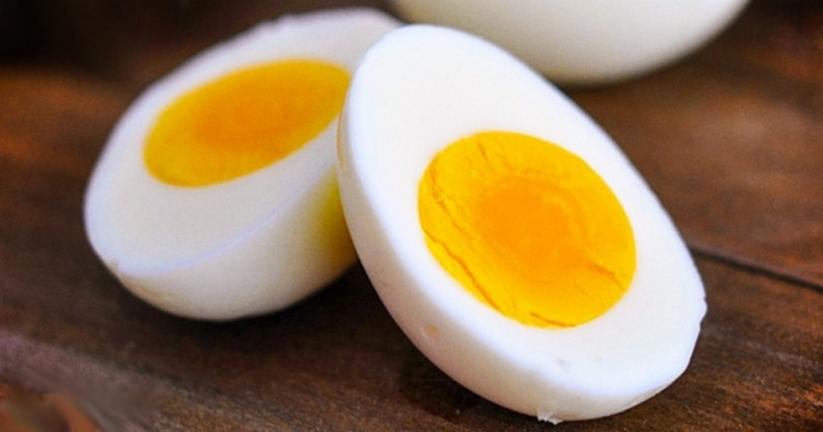 Как приготовить яйцо в микроволновке: легкий и быстрый способ