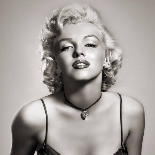 Мэрилин Монро в бриллианте Луна Бароды