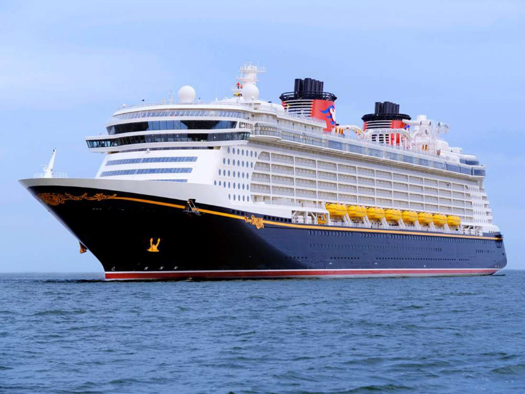 Круизный лайнер Disney Fantasy