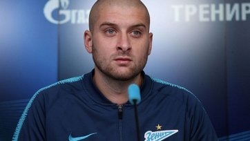 Фото: fc-zenit.ruНапомним, 28 января «Зенит» подписал контрактс экс-игроком донецкого «Шахтёра» на 3,5 года.
