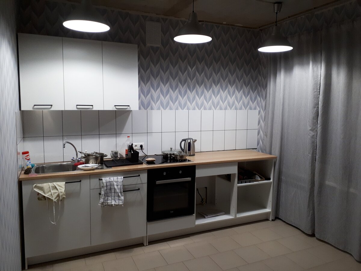 Сейчас, конечно же, все фасады прикручены.