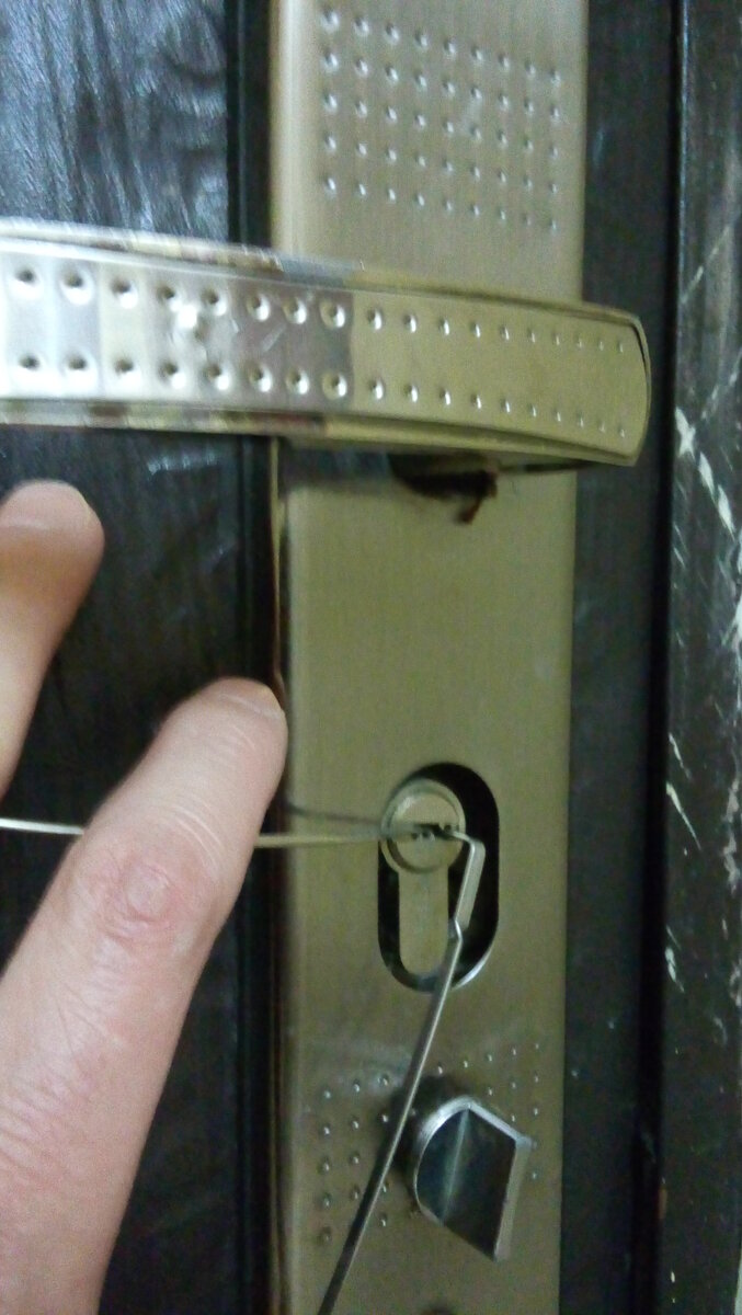 Вскрытие цилиндрового механизма отмычками