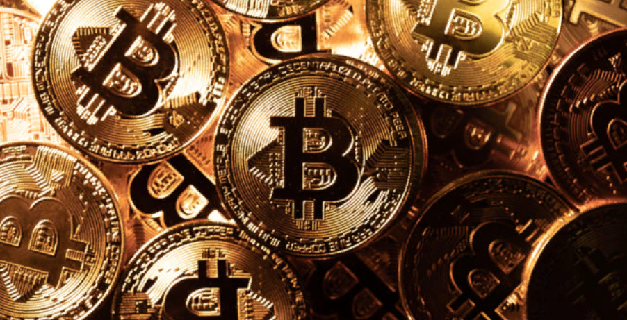 Торги биткойном в понедельник достигли максимума с начала медвежьего рынка в середине 2018 года.