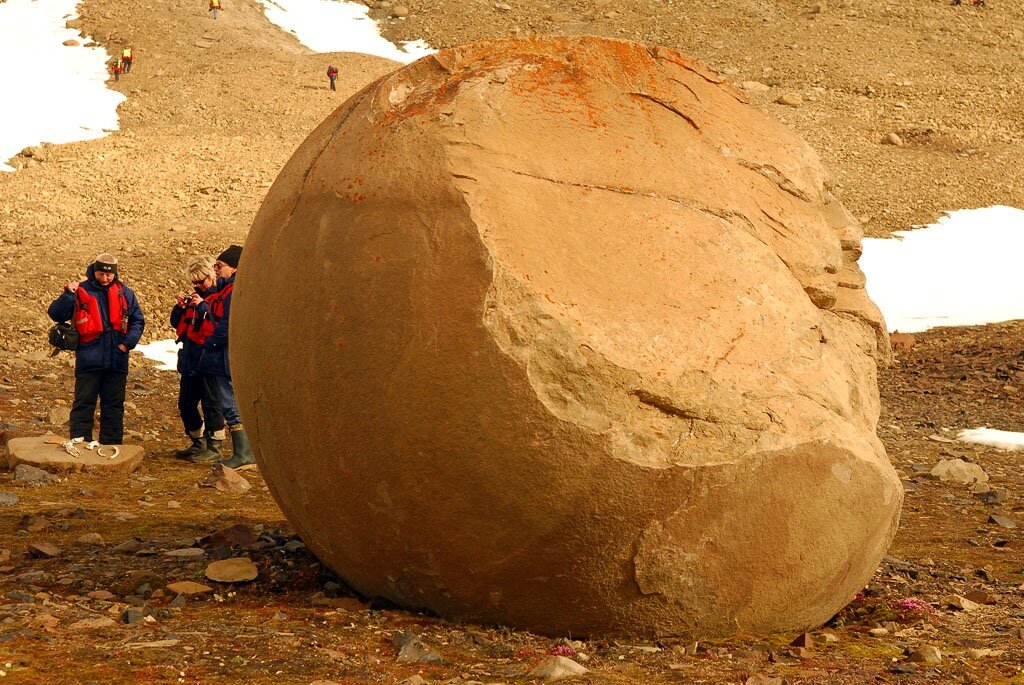 Каменные шары острова Чамп 