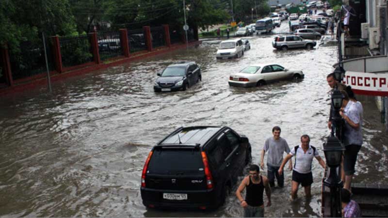 Тропический ливень в Приморье. Владивосток