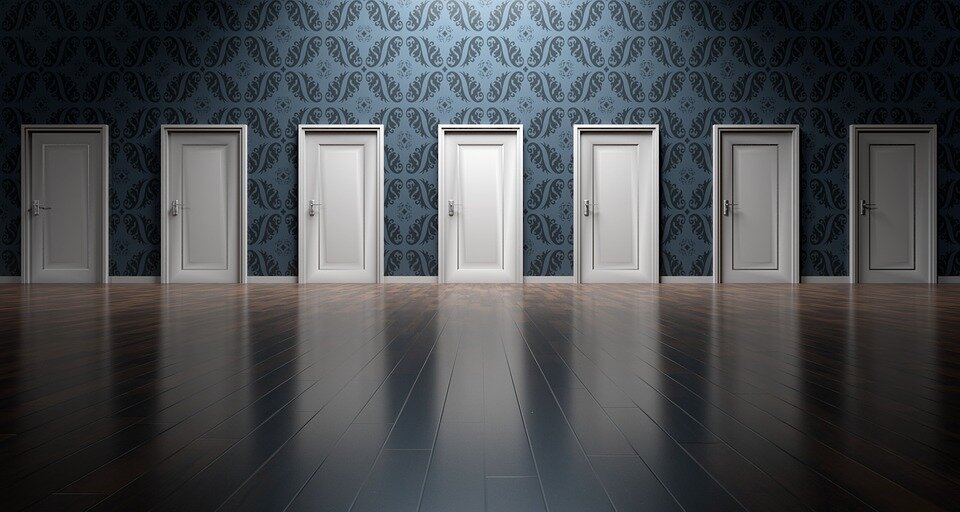 https://pixabay.com/ru/photos/%D0%B4%D0%B2%D0%B5%D1%80%D0%B8-%D0%B2%D1%8B%D0%B1%D0%BE%D1%80-%D0%B2%D1%8B%D0%B1%D1%80%D0%B0%D1%82%D1%8C-%D1%80%D0%B5%D1%88%D0%B5%D0%BD%D0%B8%D0%B5-1767562/