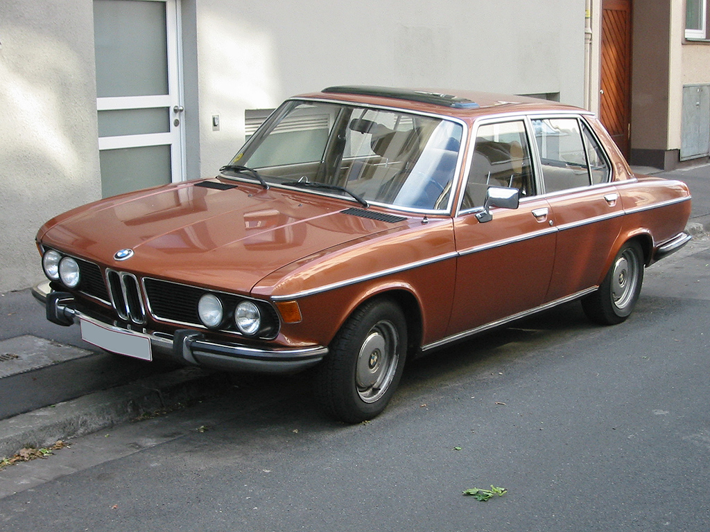 BMW 2500. Фото с Википедии