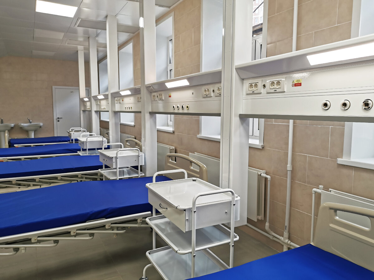 Медицинские консоли CADUCEUS