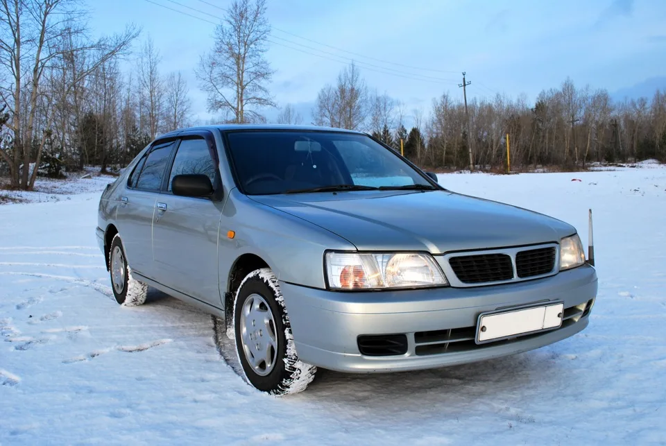 Ниссан блюберд отзывы. Nissan Bluebird u14. Nissan Bluebird u14 SSS. Nissan Bluebird 14. Ниссан Блюберд 14 кузов.