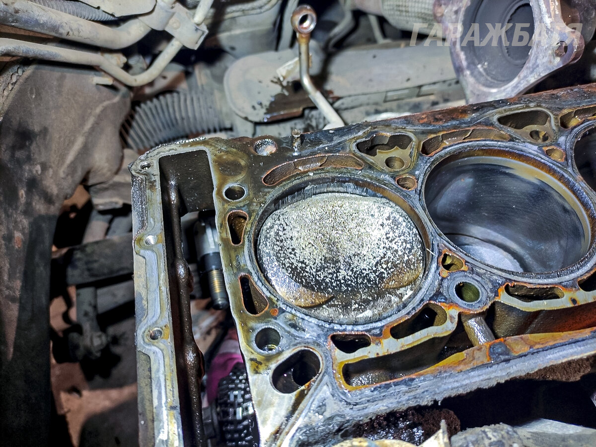 Поршень первого цилиндра