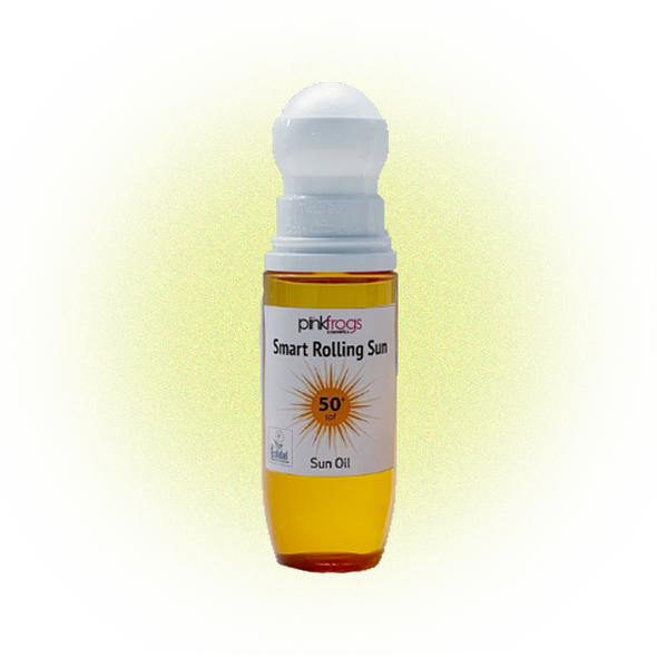 
купитьpre-orderСолнцезащитный роллер Smart Rolling Sun Oil, Ping Frogs CosmeticsПо словам производителя, это первое солнцезащитное средство, соответствующее европейским экологическим стандартам Ecolabel. Упаковка (в которую можно повторно заливать продукт) на 97% из переработанного PET-пластика, а формула на растительной основе не содержит наноматериалов и потенциальных аллергенов. Главное достоинство — аппликатор-роллер, что позволяет экономно расходовать средство, точечно наносить его на кожу и использовать даже на ходу. Само средство прозрачное, с легкой отдушкой, быстро высыхает и не оставляет жирного блеска.
