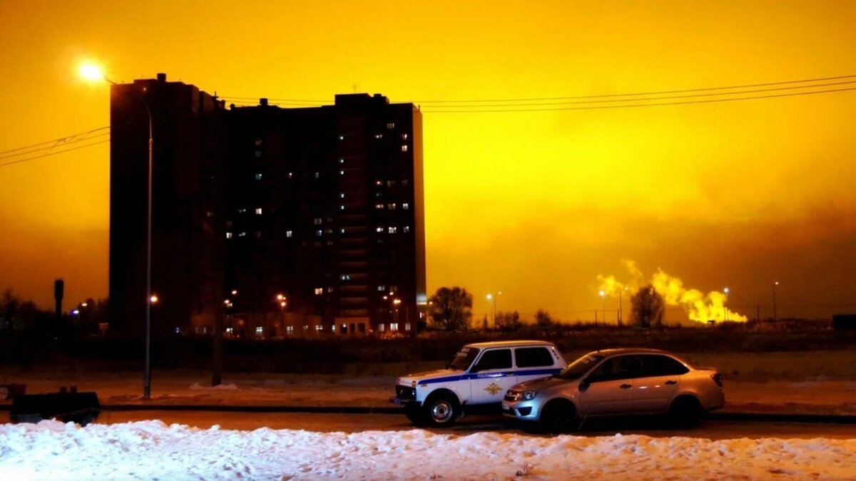     Сегодня, 8 февраля, экологи выехали вместе с жителями, чтобы проверить качество воздуха в ЖК «Салават Купере» и Авиастроительном районе Казани. О результатах сообщили в пресс-службе минэкологии Татарстана.