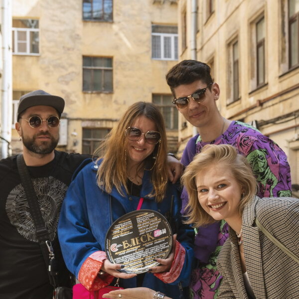     Лариса Долина рассказала дочери, как заводить детей, в тизер-сцене «Блеска»