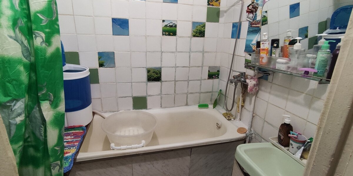 Старая ванная комната