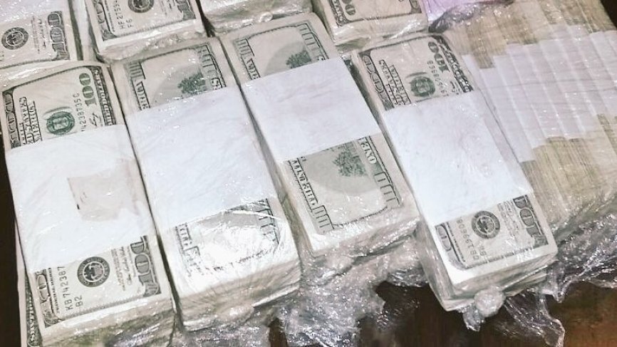 Террористы ИГ вывезли из Сирии и Ирака около $400 млн незаконно полученных средствtwitter.com / @fantinofantino