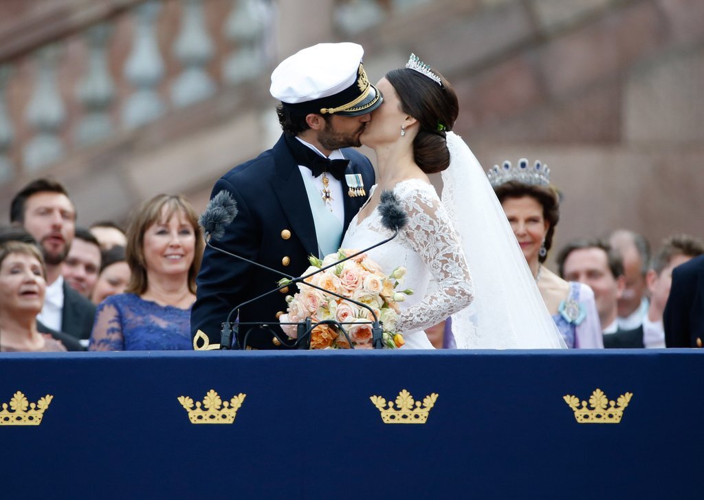 Королевское начало. Карл Густав Хелльквист. Royal Wedding: Prince Carl Philip of Sweden Marry Sofia Hellqvist . Перевод на русский.