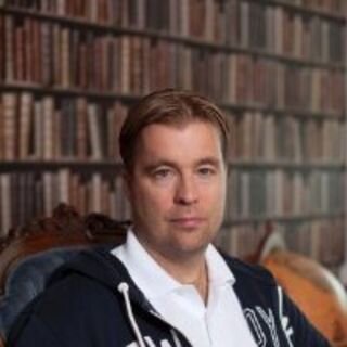 СЕО PARADOX, Фред Вестер