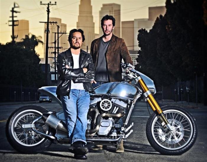 
Подарок коллегам.
