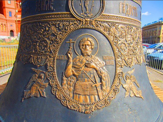 Никоновский колокол лавра. Колокол реут в московском кремле. Волгоград колокола. Суздаль колокол ивана грозного. Волгоград колокола.