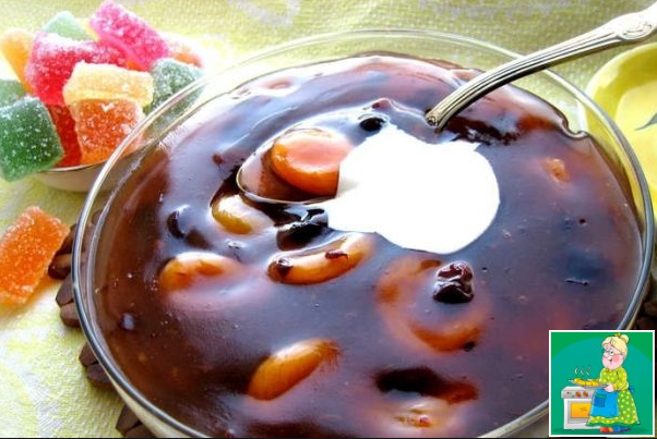 Бабушкина кухнЯ: рецепт супа из сухофруктов с перловкой