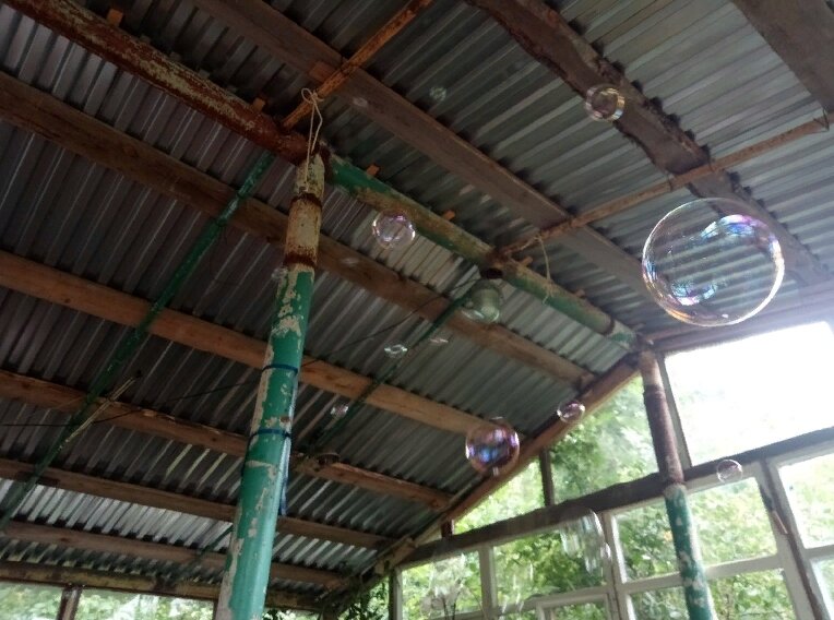 Картинка странная, но с настроением