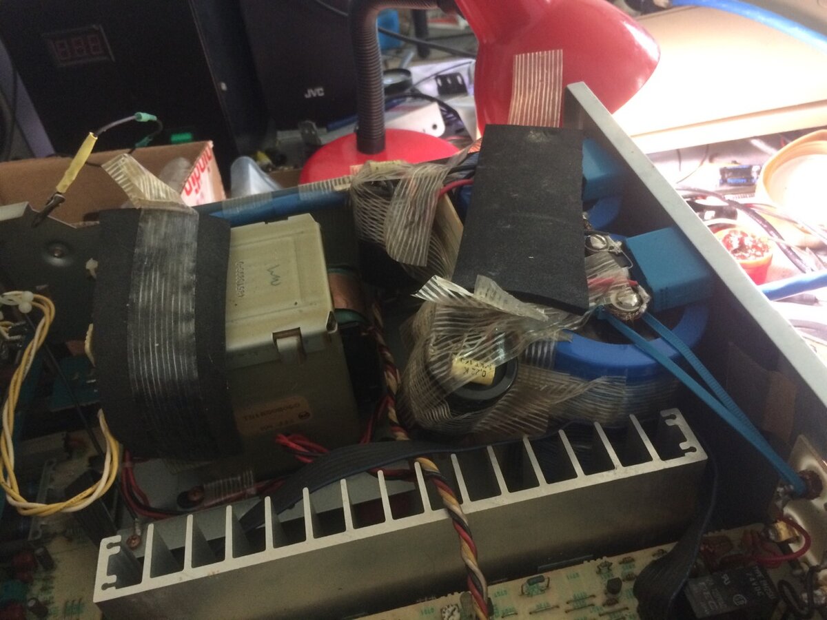 Вот такая "красота" справа коннекторы паянные кислотой...