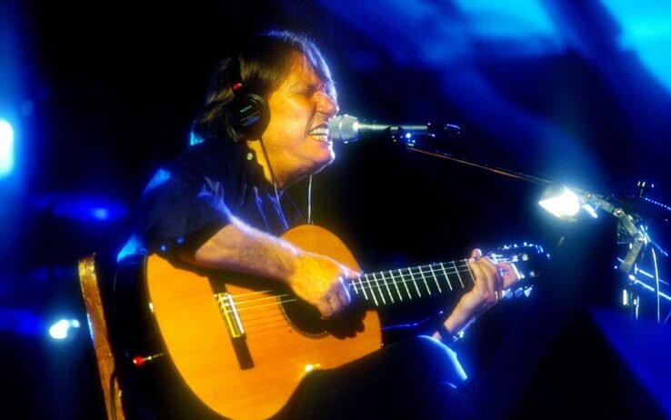 Фото: Sky TG24 (девизом Фабрицио, по его собственным словам, всегда было популярное генуэзское “A Zena a u tramuntu gh’è ciû belín intâ mussa che pûgnatte au foegu” – в переводе на итальянский и русский это страшно неприлично)