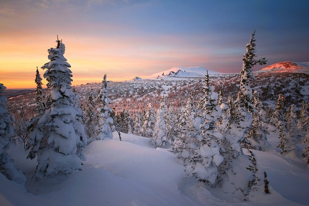 закаты и рассветы там необычайно красочные 
