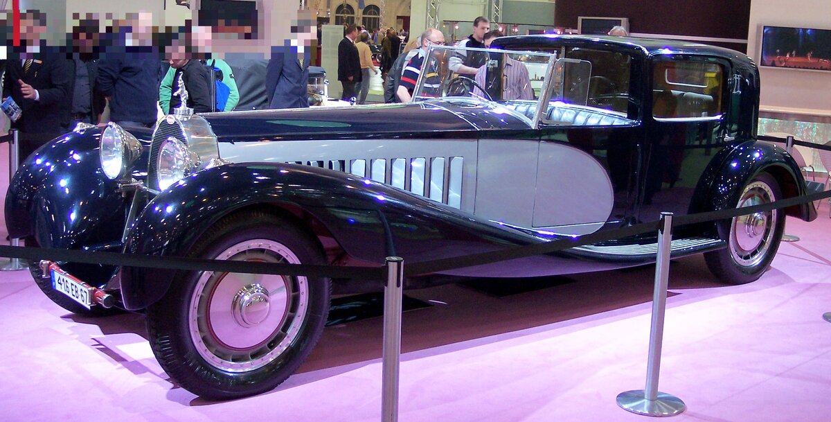 Bugatti Type 41 Royale на выставке