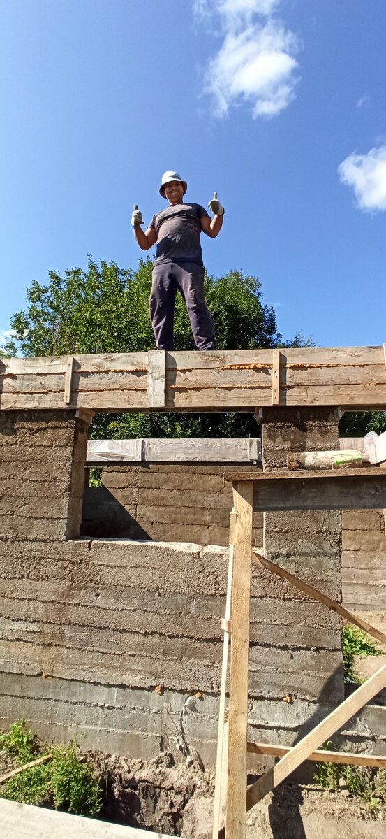 Опалубка выставлена и все готово для заливки.