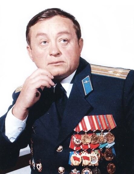 Полковник Владимир Петров