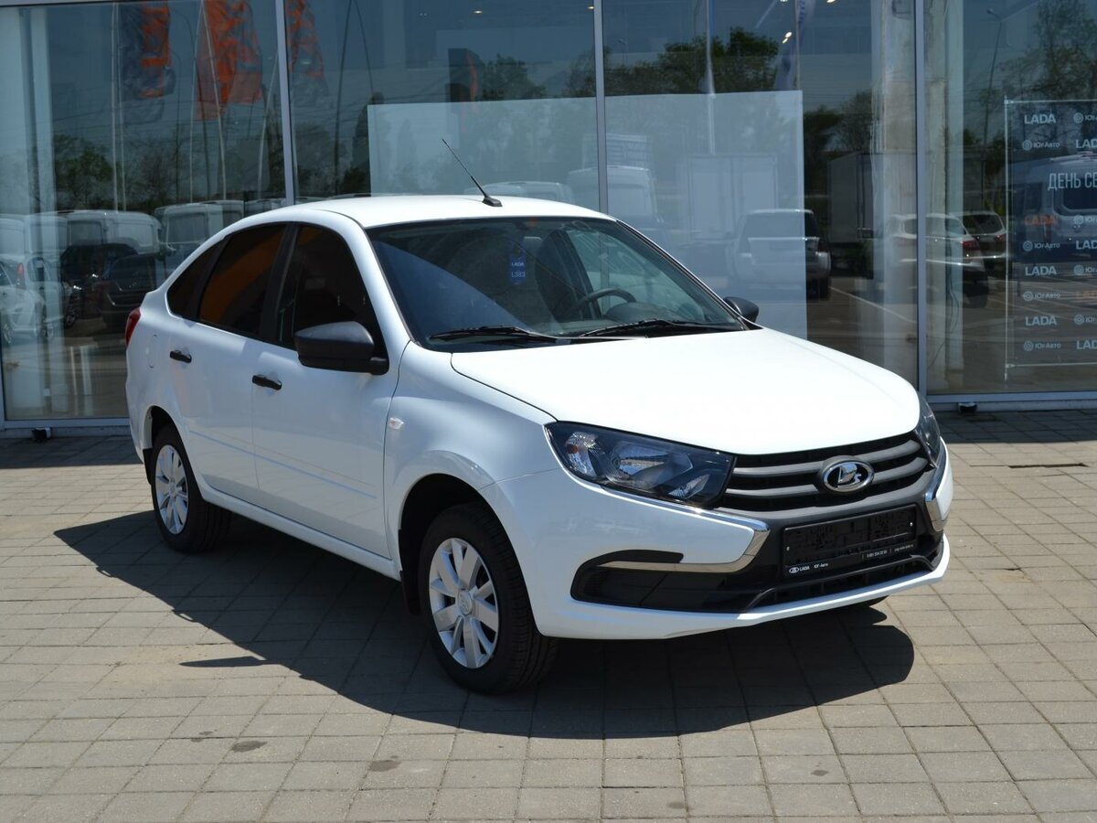 Пусть говорят, что ты не красива, не красива и не стройна.... Фото с сайта auto.ru