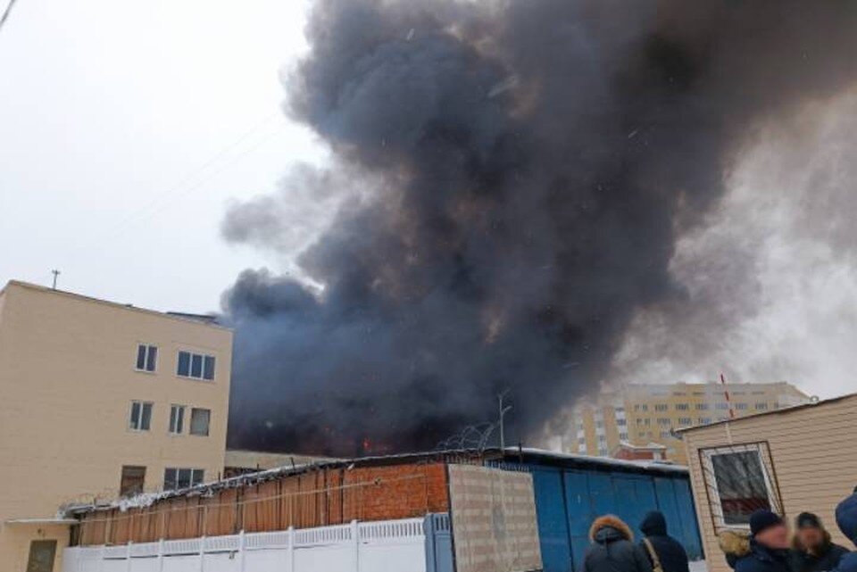    Пожар в квартире, расположенной в пятиэтажном доме, случился из-за короткого замыкания Алексей ОВЧИННИКОВ