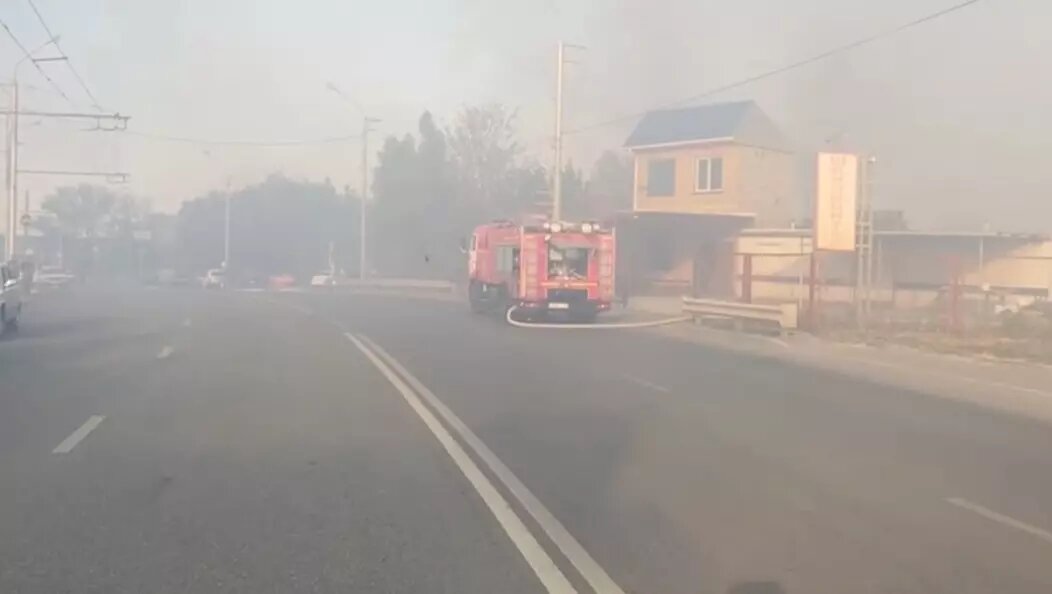     Проезд временно перекрыли на улице Объездной, сообщили в Госавтоинспекции Ставропольского края.