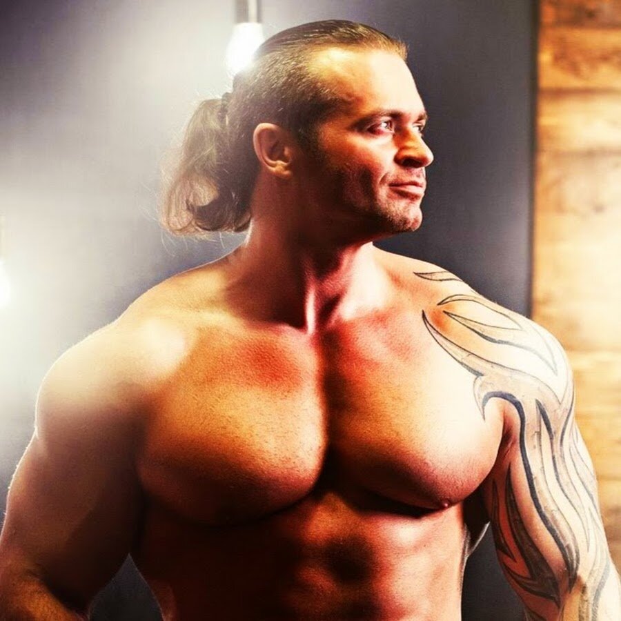 Денис Борисов - эксперт и фитнес-блогер