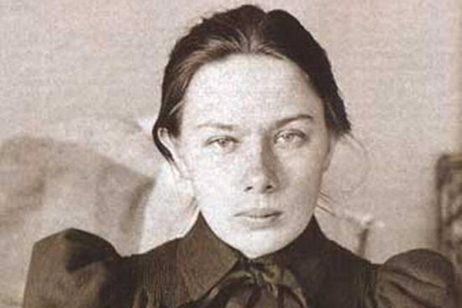 Надежда в молодости.