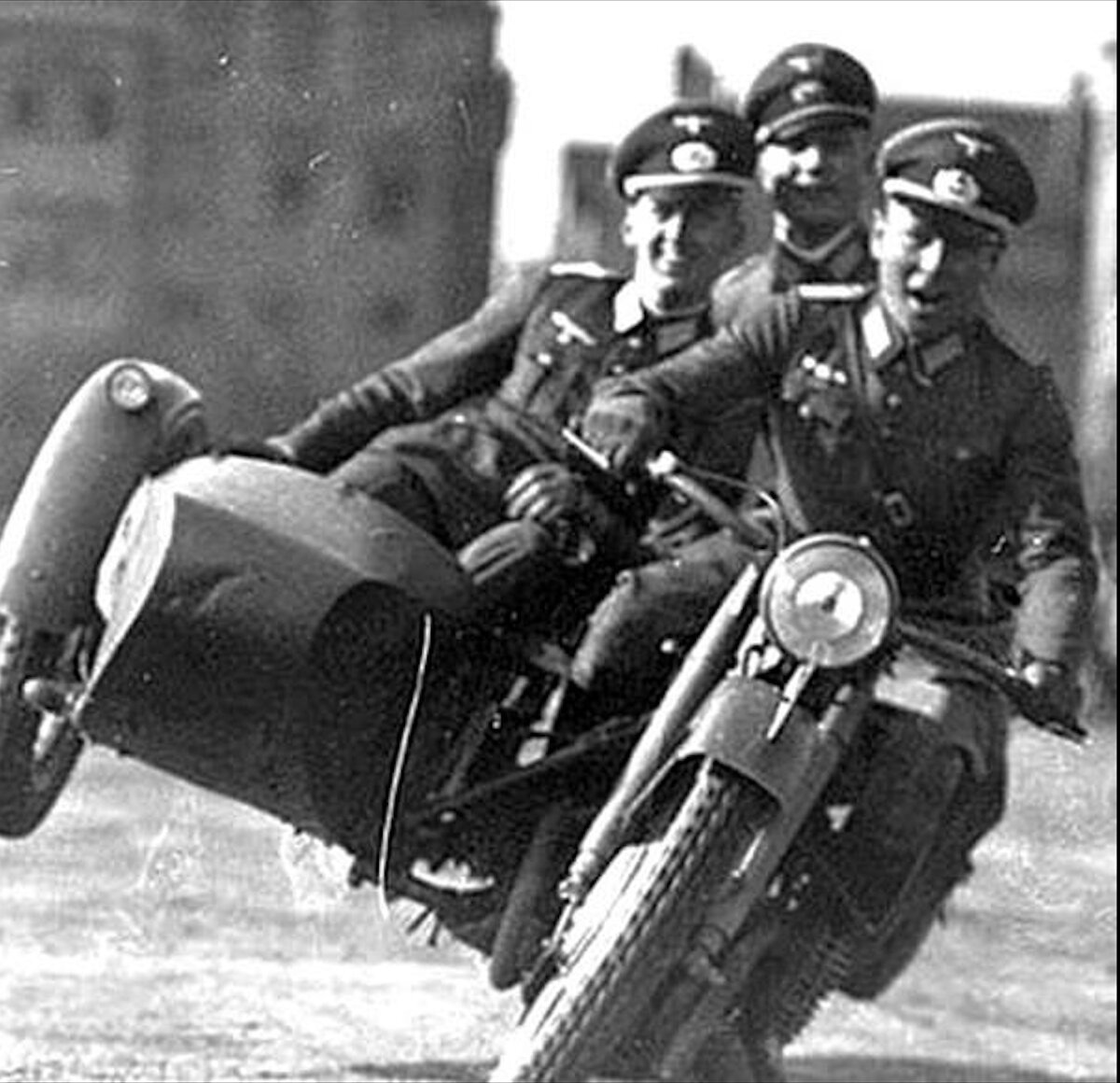 Немецкие мотоциклы СС второй мировой войны