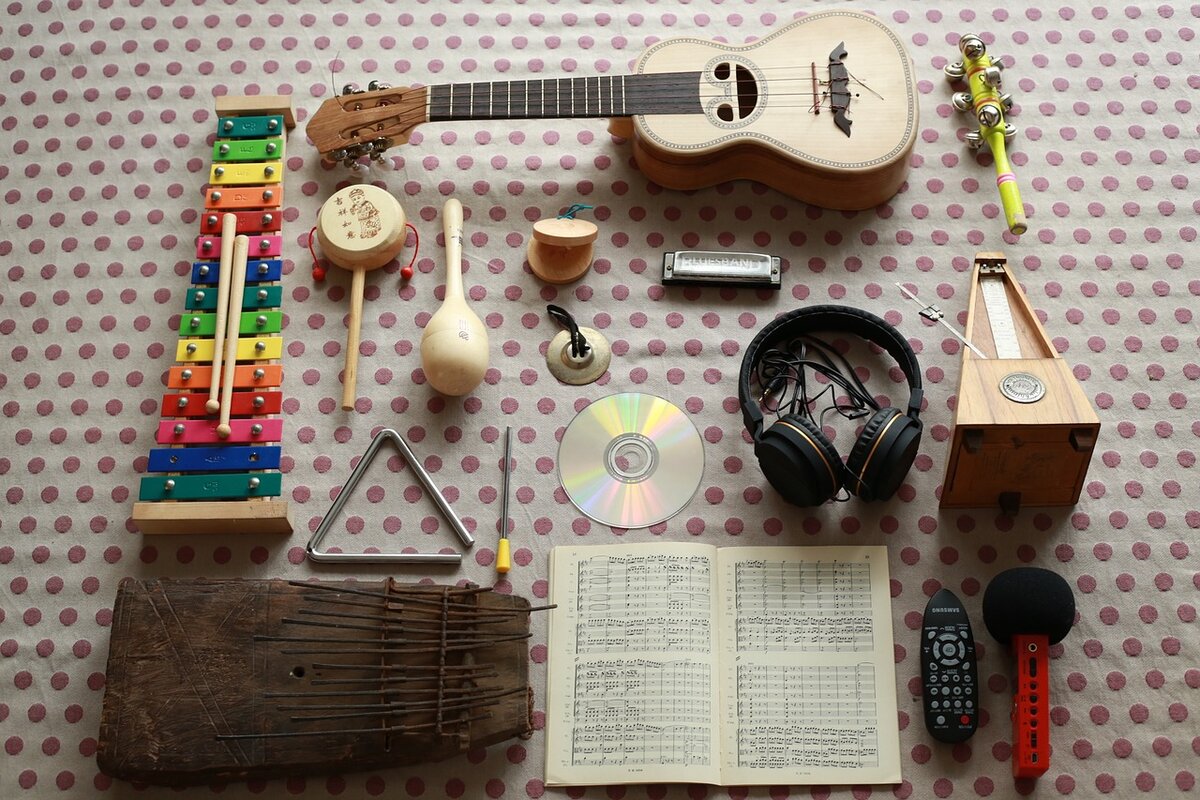 Детский сад №5. Сосновый Бор: Музыкальные инструменты своими руками