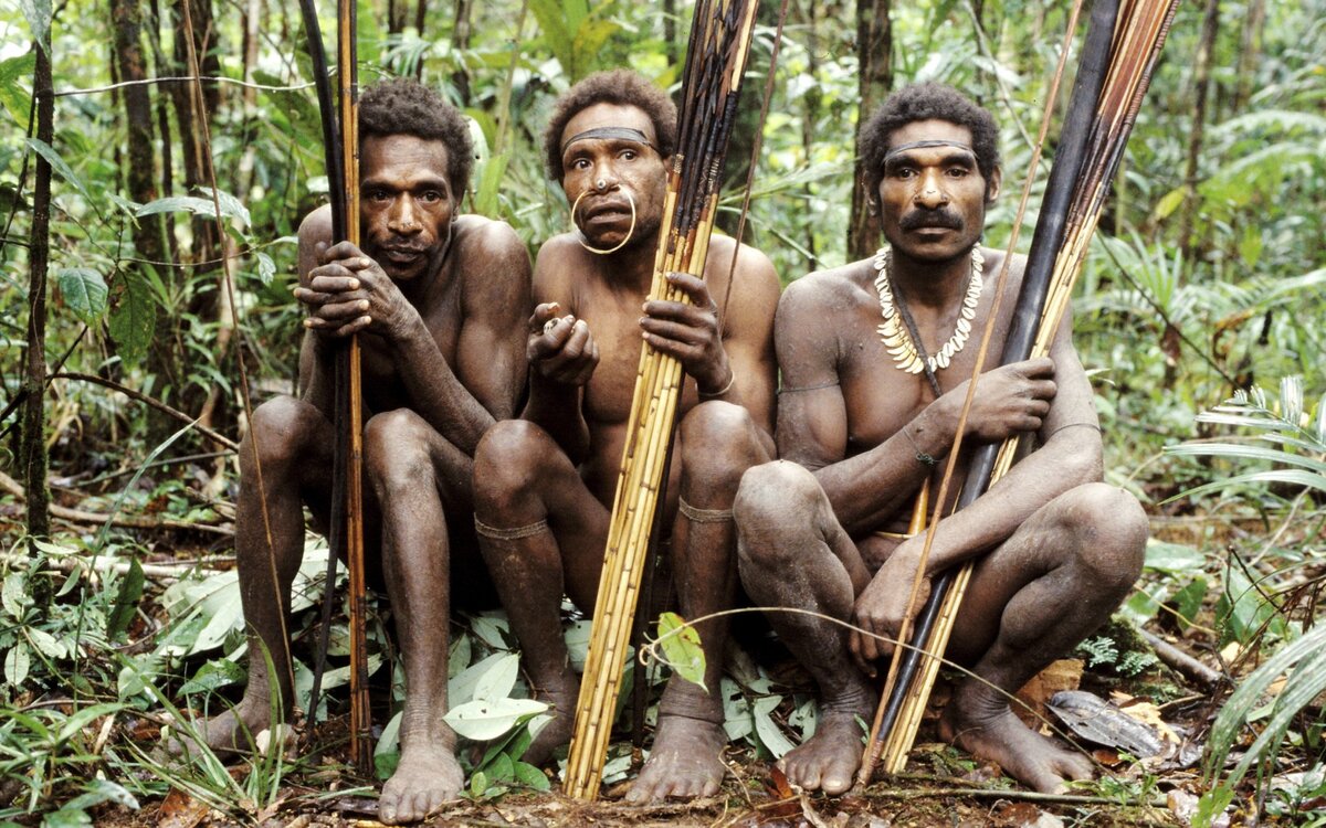 Племя КОРОВАИ из новой Гвинеи
