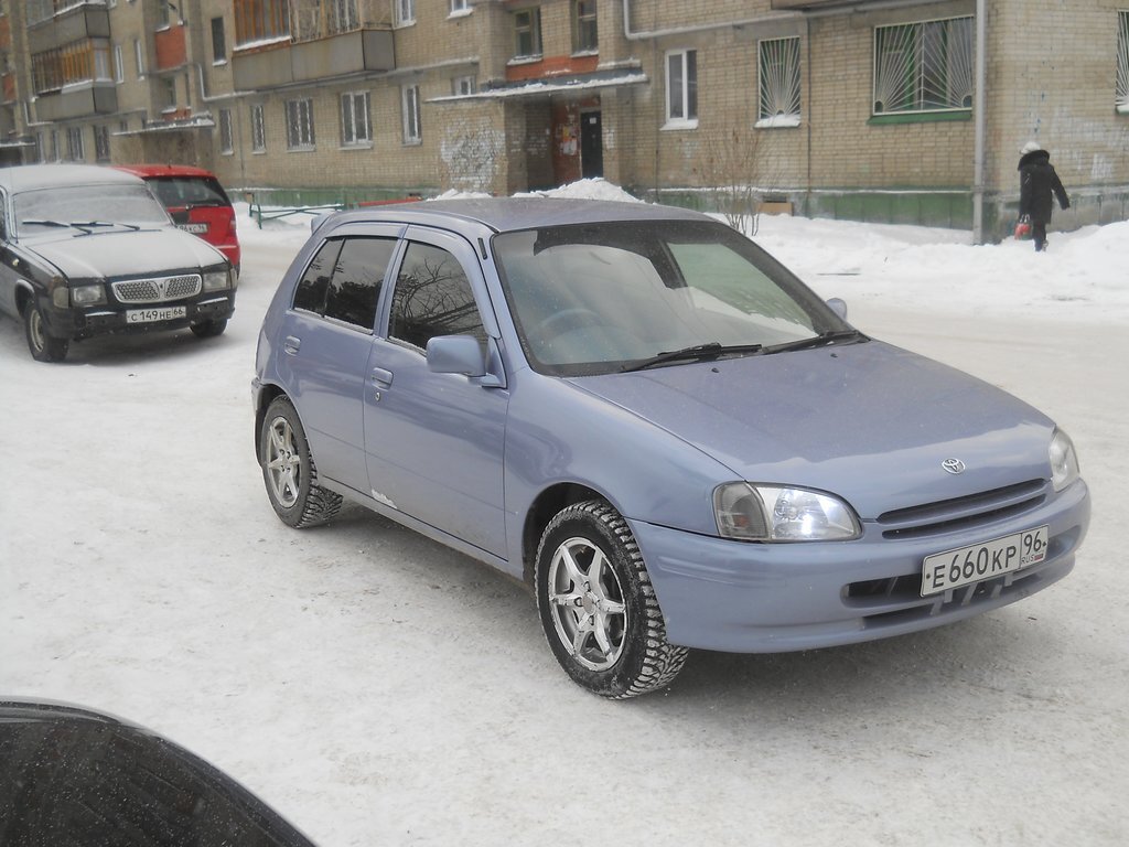 Тойота старлет. Toyota Starlet 1998. Тойота Старлет 1998. Toyota Starlet 1998 серая. Тойота Старлет 2000.