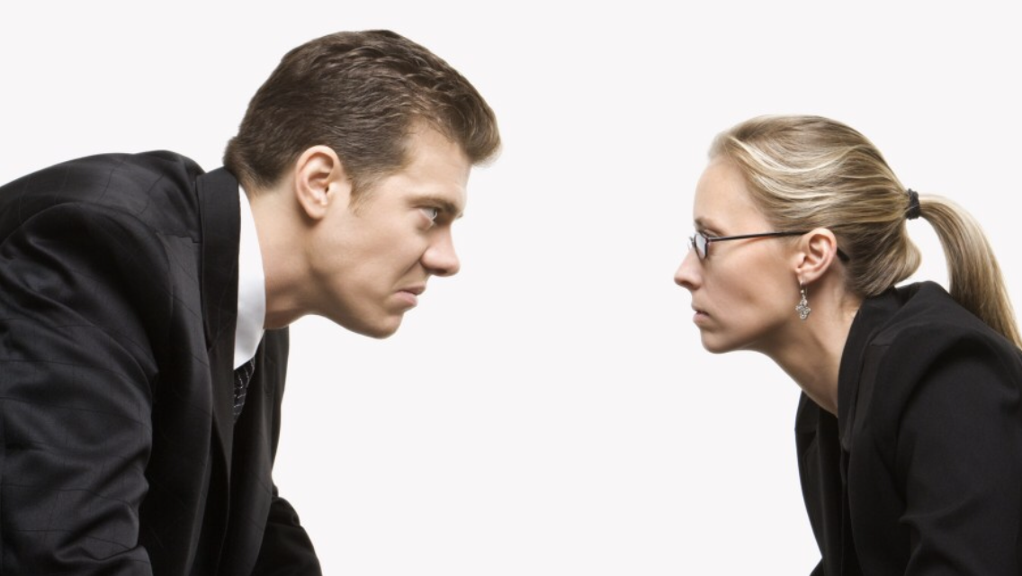 В предыдущем посте я высмеял «невинность» барышень, на которых негде и клейма ставить. Это пост, для девушек, которые ещё не потеряли человеческого облика и не хотят строить карьеру через постель.