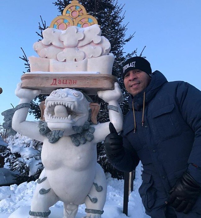 Свежее фото Сэма из инстаграма