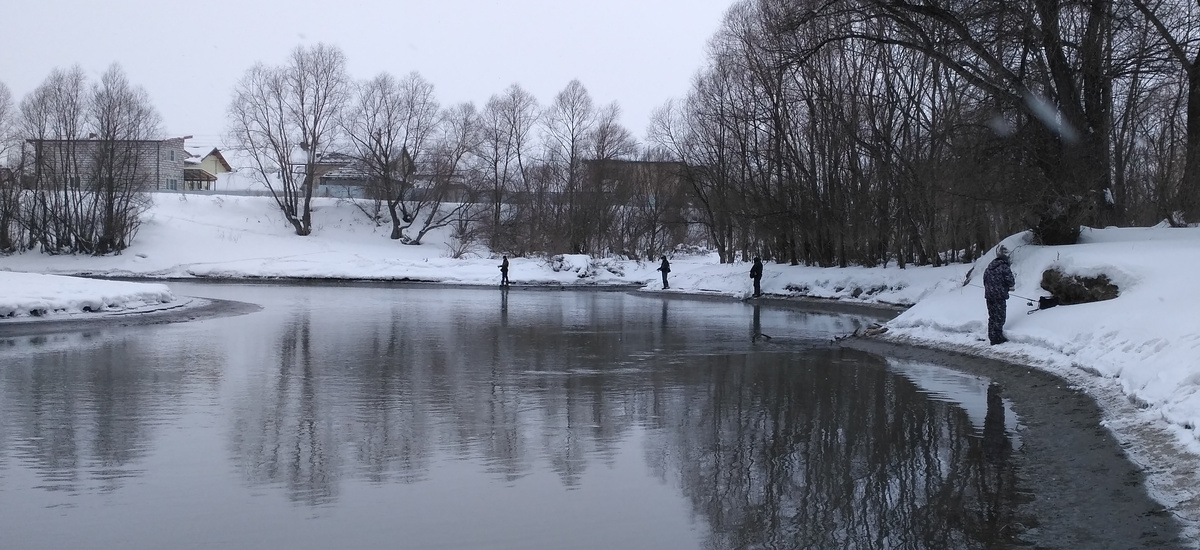 Хмурый поворот.