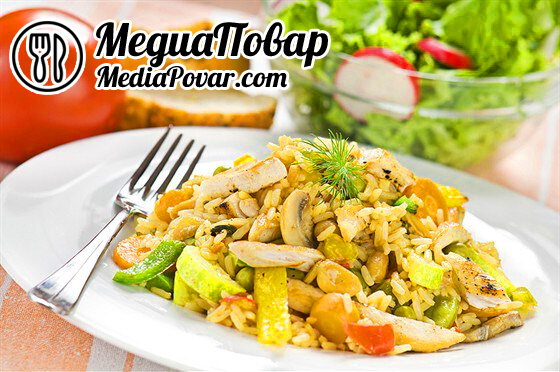 Салат из курицы, болгарского перца и шампиньонов