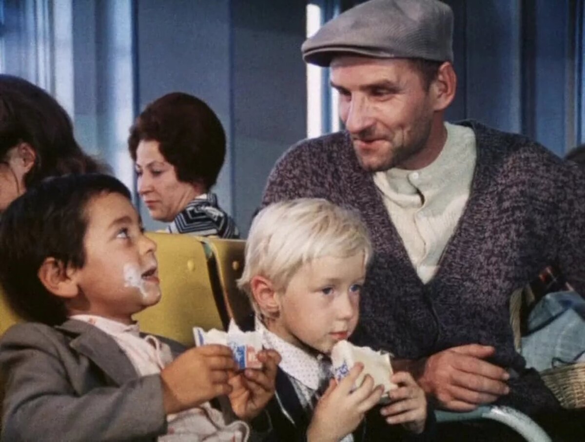 Отличная добрая семейная драма, которую можно смотреть бесконечно! Фильм наделен, кажется, душой, отчего его приятно смотреть и частица души фильма передается тебе.-3