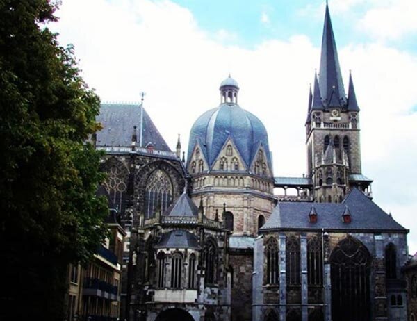 Ахенский собор