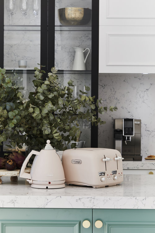Argento Flora от De’Longhi