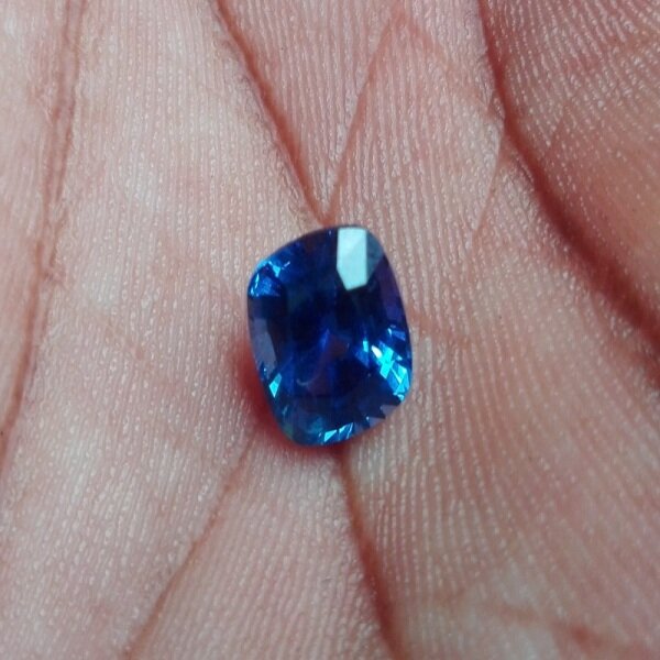 Фотоматериал из личного, на фото Сапфиры Монтане 